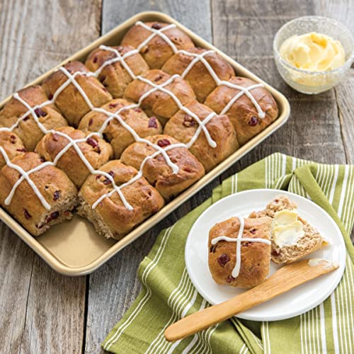 Nordic Ware Half and Quarter Sheet / Pack of 2 / Aluminum Baking & Cookie Sheets