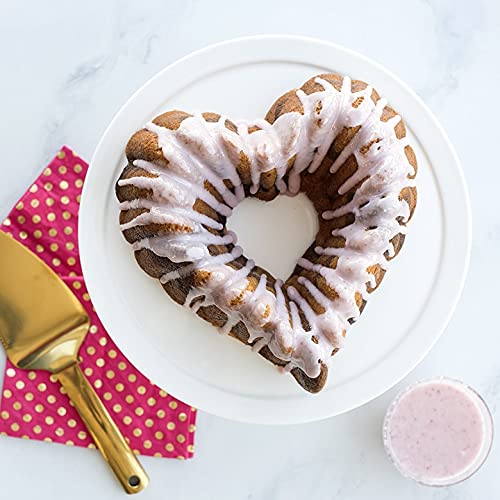 Nordic Ware Elegant Heart / 10 Cup / Toffee Bundt Pans