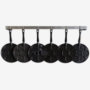 Nordic Ware Nonstick / Patterns / 7-Cavities Round