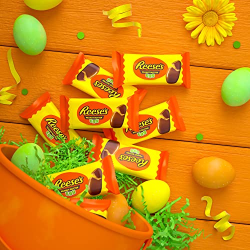 Reese's Peanut Butter Egg / 1.2 Ounce (Pack of 1) / No Color Candy & Chocolate Bars