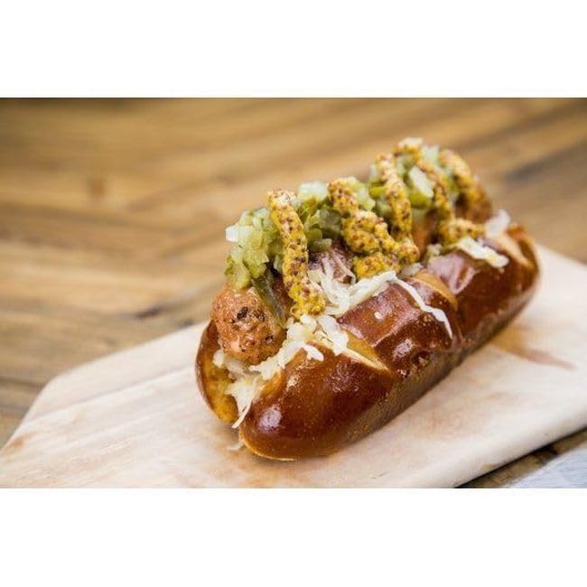 Vegan Plant Based Sweet Italian Brat by BEYOND MEAT – 3.52 Ounce