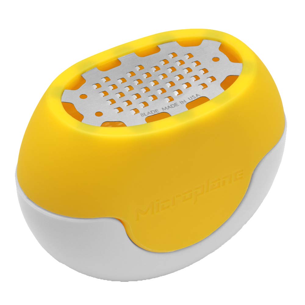 Flexi Zesti Handheld Citrus Zester (Yellow) by Microplane – One Size, Stainless Steel, Yellow, Model 34630E