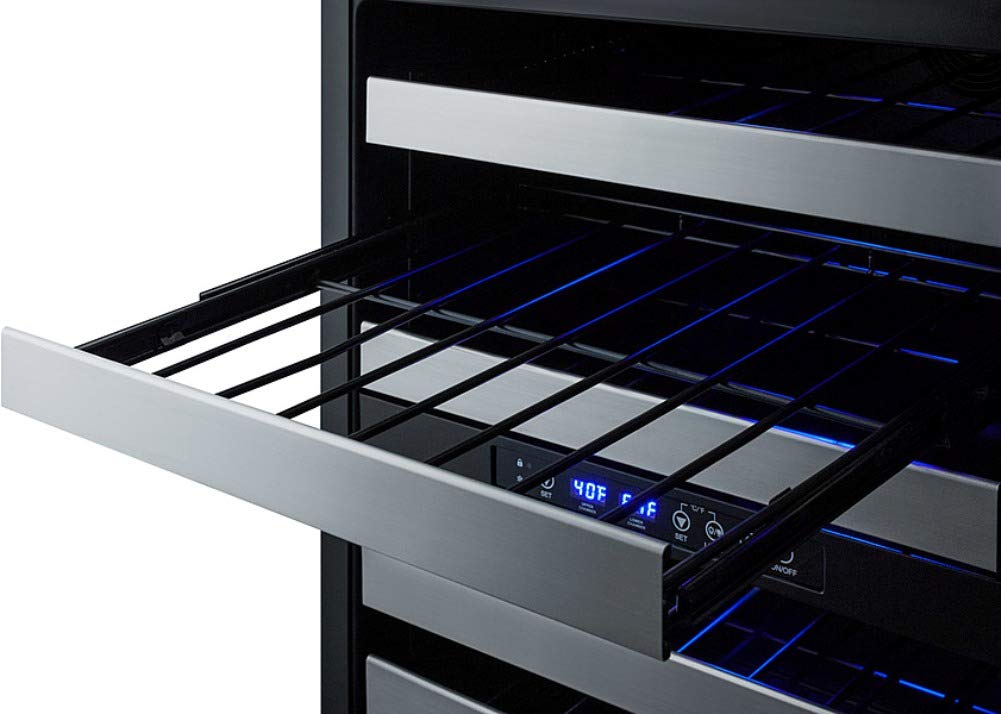 Summit Appliance Stainless Steel / 34.5 liters / 1 Freestanding Wine Cellars