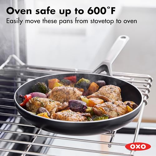 OXO Black / 12" Frying Pan / 3.0 cups Skillets