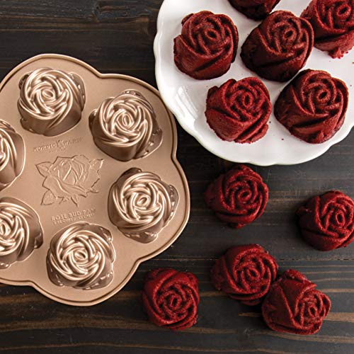 Nordic Ware Toffee / 2.25 cups / Rosebud Cakelet Specialty & Novelty Cake Pans