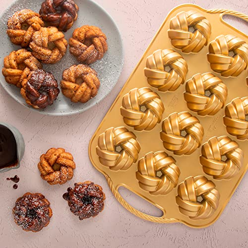 Nordic Ware 3.5 Cup (Pack of 3) / Dorado / 3.5 cups Bundt Pans