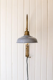 Wall Light with Grey Shade by KALALOU – 15 x 8 x 18, Brass, Grey, Gold, Model NDE1424