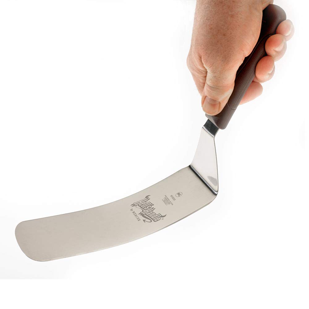 Mercer Culinary Beveled Side Edge Turner / 8" x 3" / 1 Barbecue Turners