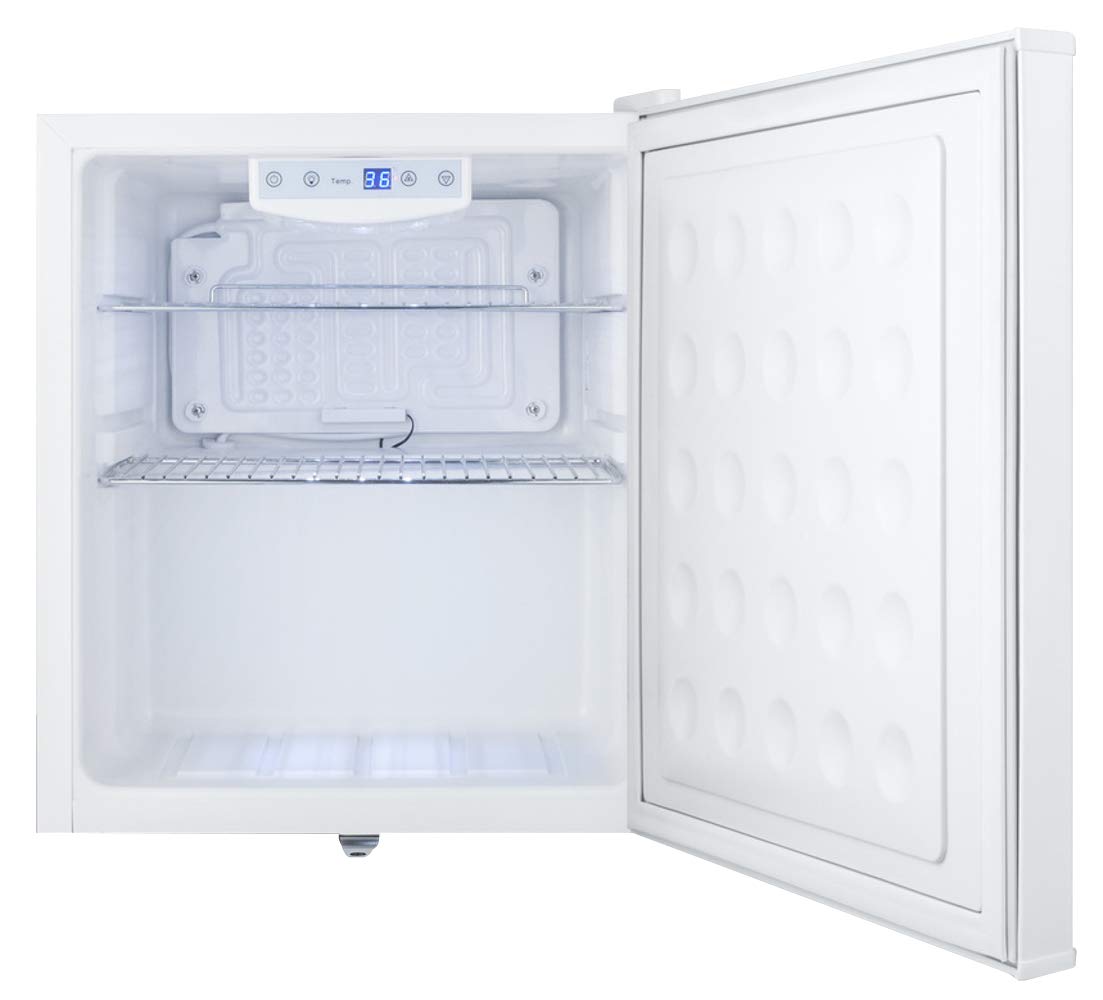Summit Appliance White / Commercial / 1.7 cubic_feet Categories