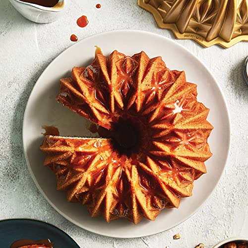Cut Crystal 10-Cup Bundt Pan by Nordic Ware – 10 cups, Aluminum, Gold, Model 92893AEU