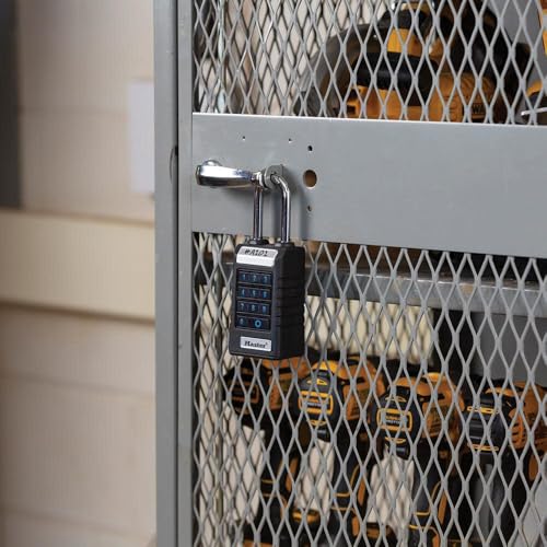 Master Lock Bluetooth Professional - Heavy Duty Outdoor / 18.2 cm x 7.4 cm x 5.4 cm / Black Combination Padlocks