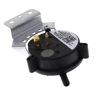 Goodman Pressure Switch (0130F00001P) – Brass, Black