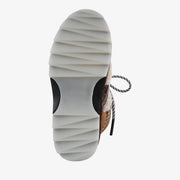 Australia - Womens Boot by EMU – 10, Chestnut, Model Blurred Teddy