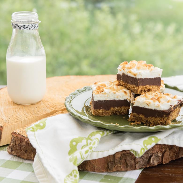 Nordic Ware Natural / 9 x 9 / Square Pan with Lid Square Cake Pans