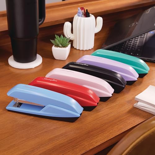 Swingline Blush Pink / Regular / Modern Desktop Staplers