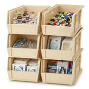 QUANTUM STORAGE SYSTEMS Ivory / 18" L x 6" W x 5" H / Ultra Stack & Hang Shelf Baskets