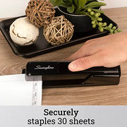 Swingline Black / 1 Stapler / Classic Desktop Staplers
