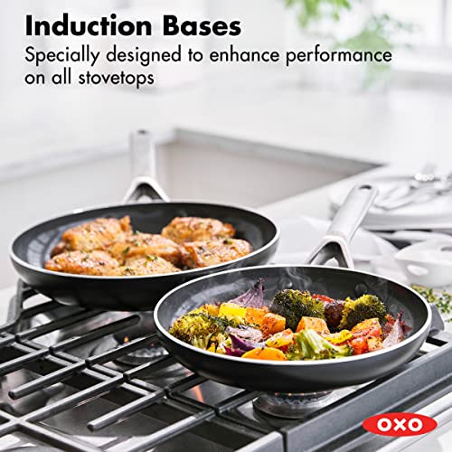 OXO Black / 9.5" & 11" Frying Pan Skillet Set / 4.0 cups Skillets