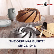 Nordic Ware Silver / Pan / 10 Cup Bundt Pans