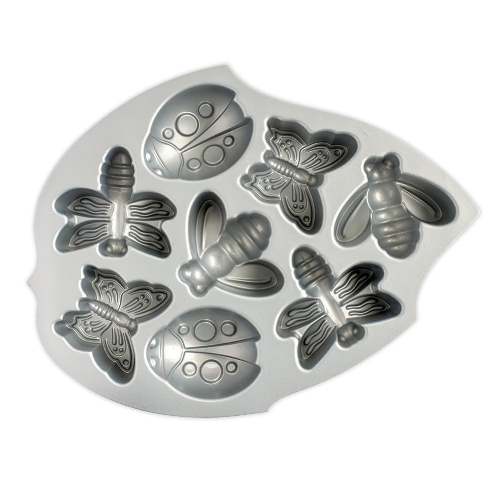 Nordic Ware Toffee / 5 Cup Capacity / Backyard Bugs Pan Specialty & Novelty Cake Pans