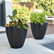 Mayne 2830 Sedona Planter, 5.6 dry gallons - photo 4