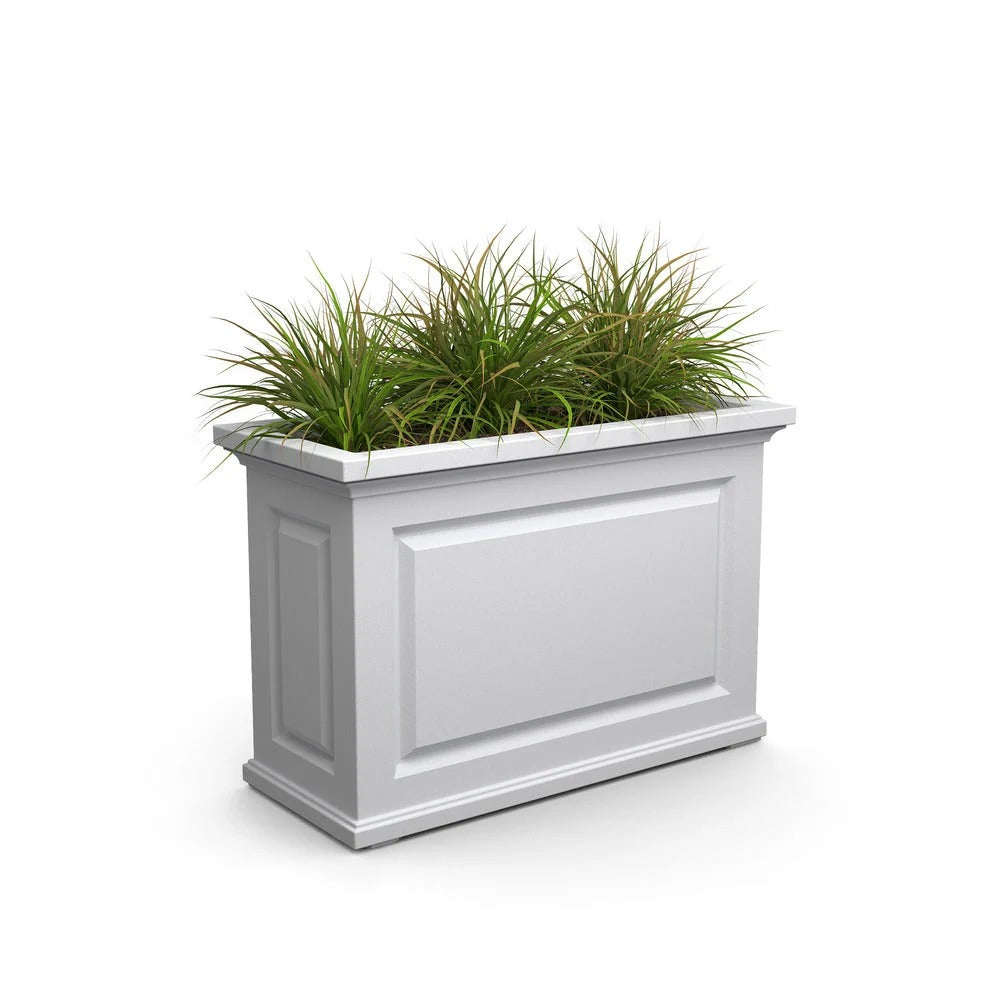 Mayne Nantucket Planter, White - 18 dry gallons