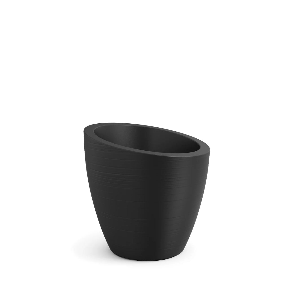 Mayne Modesto Planter, Black - 8 gal.