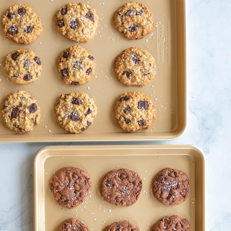 Nordic Ware Half and Quarter Sheet / Pack of 2 / Aluminum Baking & Cookie Sheets