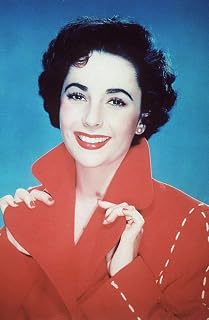 Elizabeth Taylor by Hollywood Photo Archive - 16x24 Art Print Poster