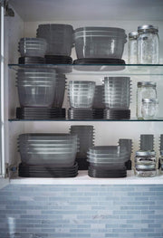 EasyFindLids Food Storage Containers with SilverShield Antimicrobial Protection by Rubbermaid – Assorted Sizes (42-Piece), 4.85 liters, Plastic, Gray, Model 2135721