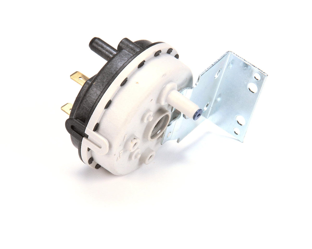 Wells 2E-Z17173 .55 W.C Pressure Switch by WELLS VEHICLE ELECTRONICS – Model 2E-301380