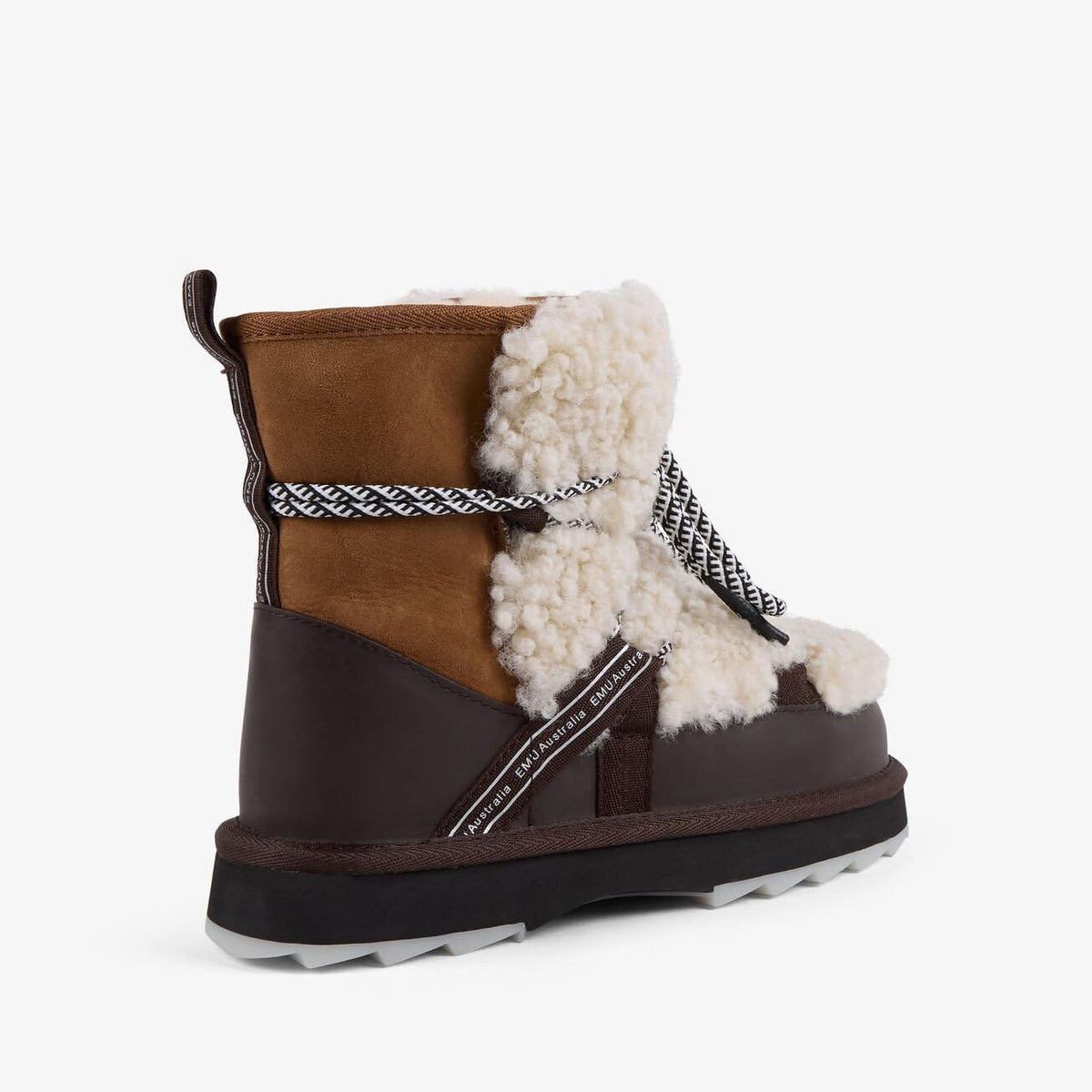 Australia - Womens Boot by EMU – 10, Chestnut, Model Blurred Teddy