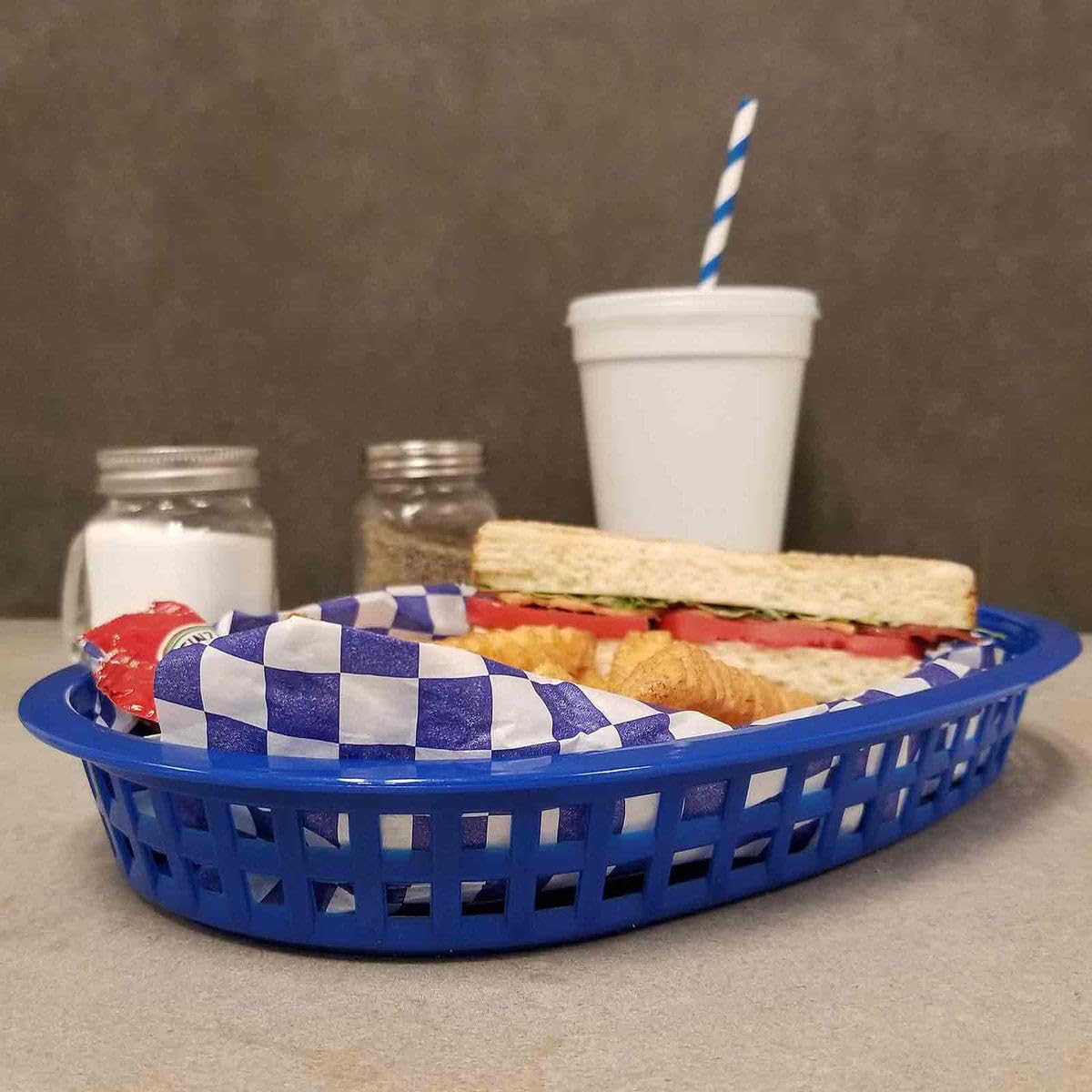 Chicago Platter Basket by Tablecraft – Plastic, Blue, Model 1076BL