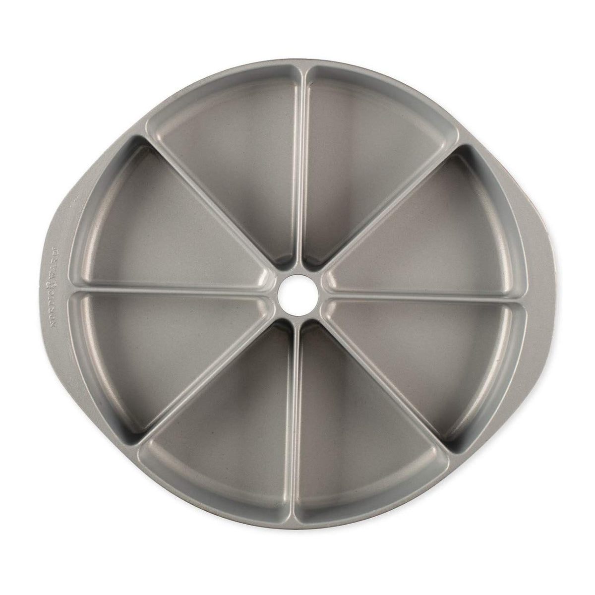 Scottish Scone & Cornbread Pan by Nordic Ware – Classic Scone, 4.5 cups, Aluminum, black, Model 01640