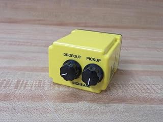 TE Connectivity CSL-38-30010 Voltage Sensor, Solid State, 20-30 V Pick-Up, 18-28 V Drop-Out