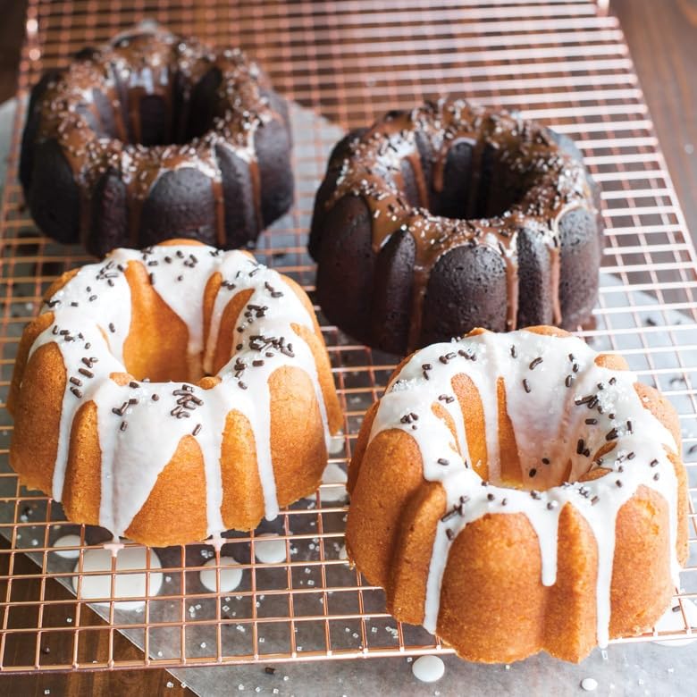 Nordic Ware Bundt, 3-Cup / Twilight Blue / 3.0 cups Bundt Pans