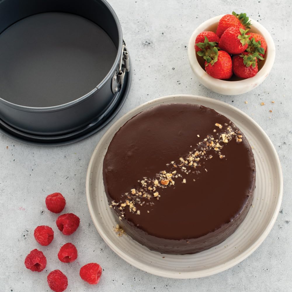 Springform Pan by Nordic Ware – 7 Inch, 4.0 cups, Carbon Steel, Charcoal, Model 51842