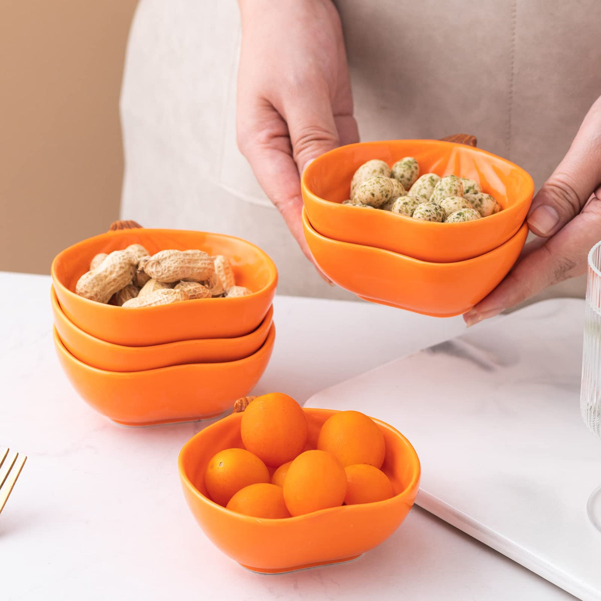 Yeexoxow Pumpkin Bowls, 6 Ounce Ceramic Ramekins, Set of 6, Orange