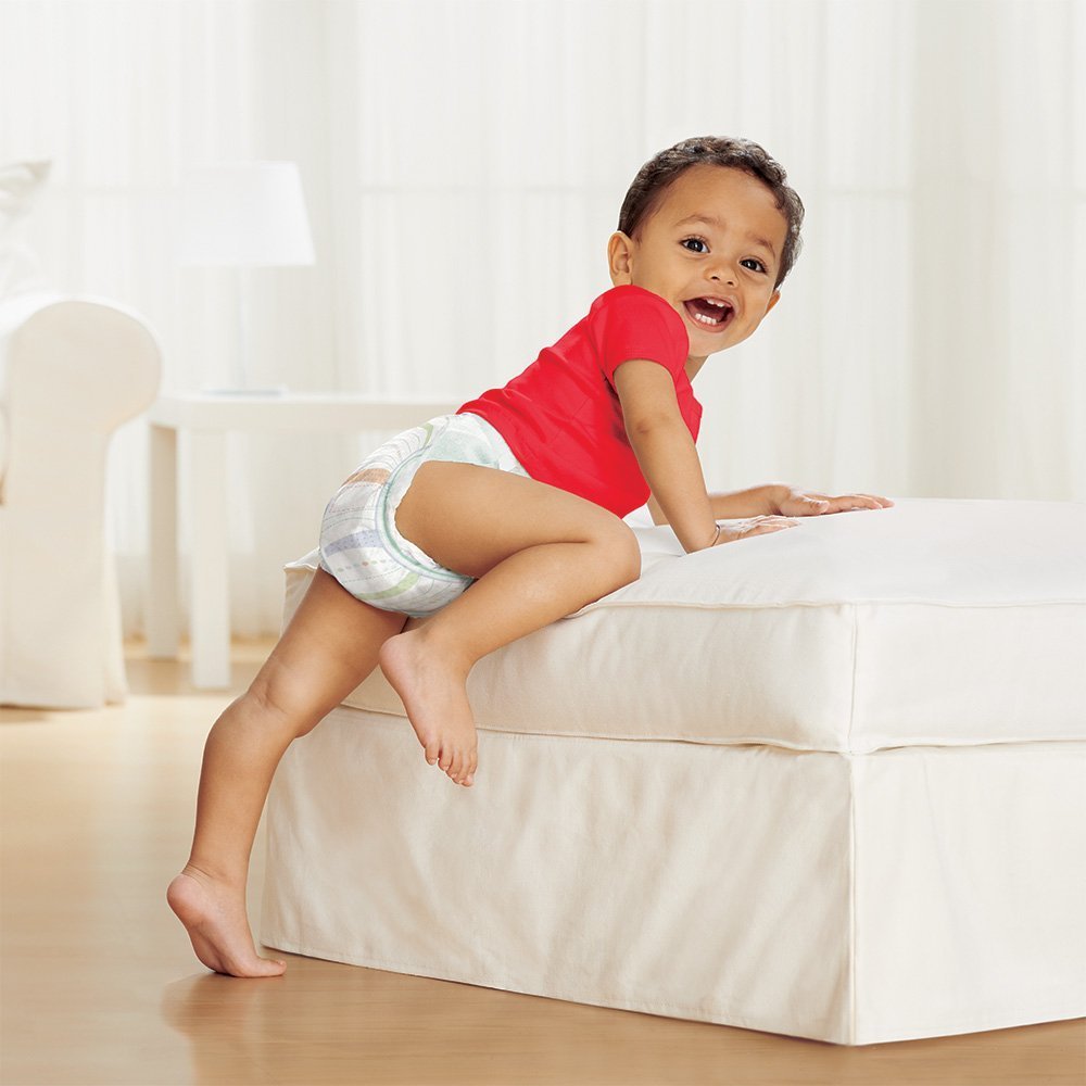 Little Movers Diapers by HUGGIES – 5, Polyester, Pack of 52