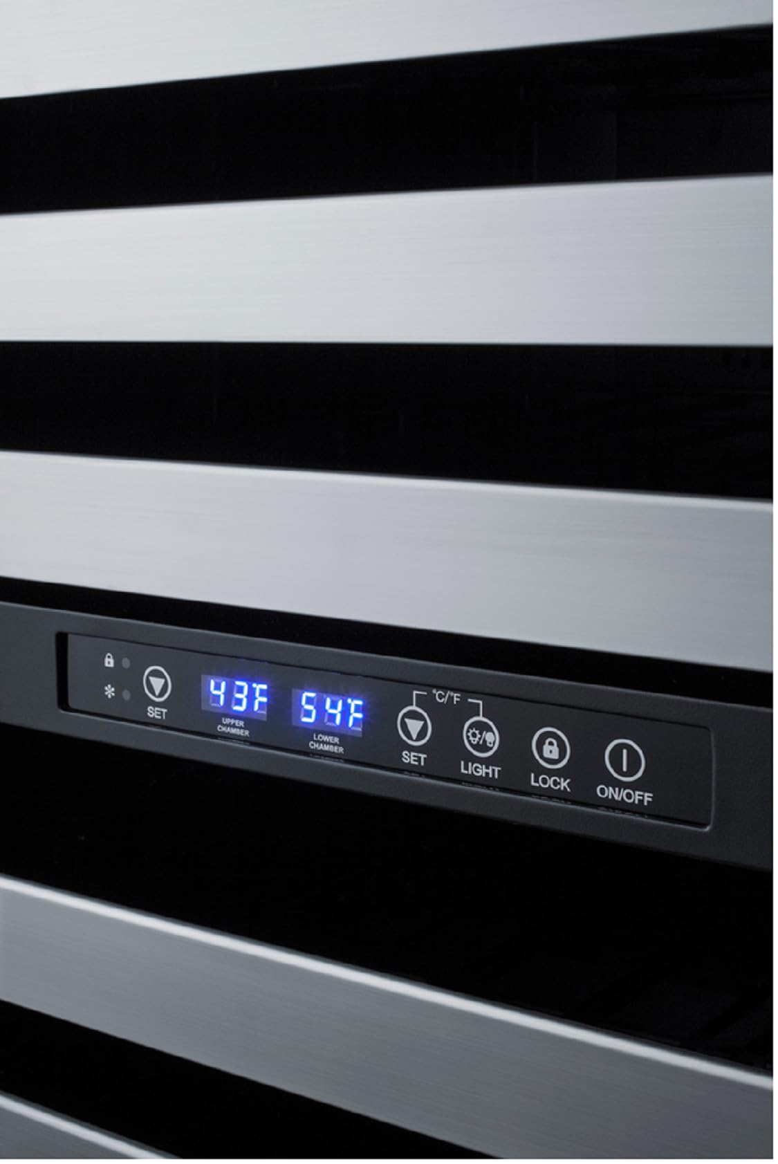 Summit Appliance Panel Ready / 34.5 liters / 1 Freestanding Wine Cellars