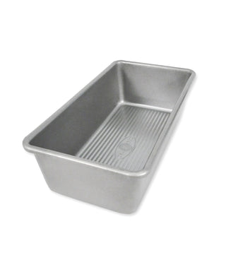 Large Nonstick Bread Loaf Pan by USA Pan – Large, 4 cups, Aluminum, Aluminized Steel, Model 1154LF-6