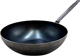 de Buyer Blue Carbon Steel Wok Pan 2mm Thick - ACCESS - 12.5” Diameter, 6” Cooking Surface - Oven Safe - Naturally Non-Stick Finish - Made in France | Angled helper handle provides secure dual-grip control to easily toss and serve stir-frys in busy commercial kitchens.