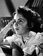 Elizabeth Taylor by Hollywood Photo Archive - 11x14 Art Print Poster