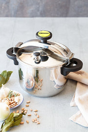 Classica-Pressure Cooker 6l.All Cookers Including Induction. by Monix – 6.3 Quarts, 6 liters, Stainless steel, Silver, Model M530002