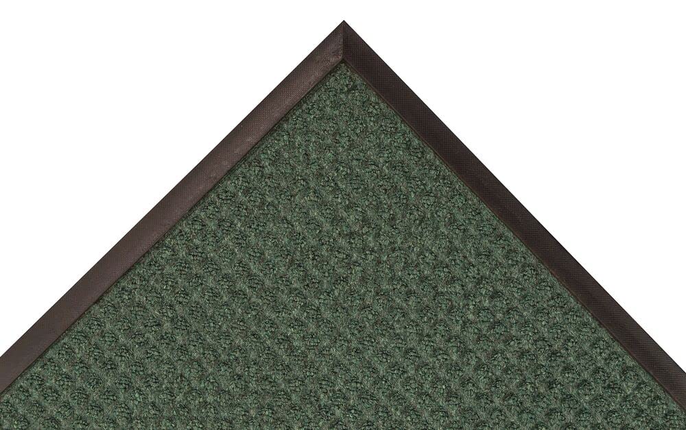2'x3' Guzzler Commercial-Grade Entrance Mat by Notrax – 2' x 3' (Rectangular), 80% Tufted Yarn/ 20% Rubber, Hunter Green, Model 166S0023GN