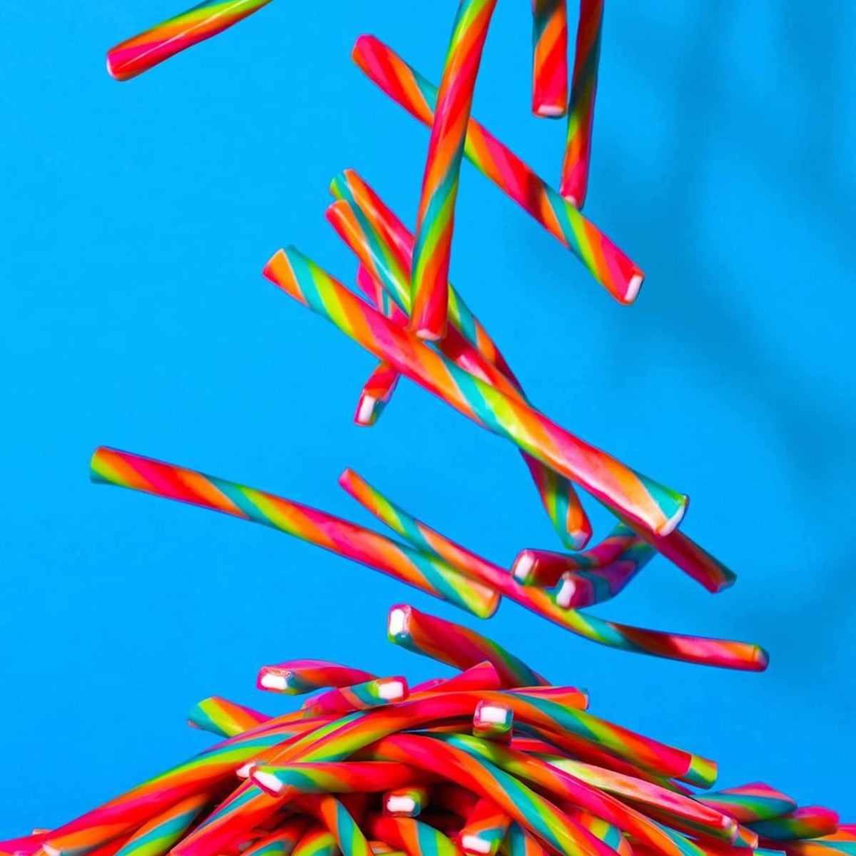 Ropes Twisted Rainbow Punch by SweeTARTS – 6 Count (Pack of 1), Multicolor, Model EL-UM9V-7ZLB