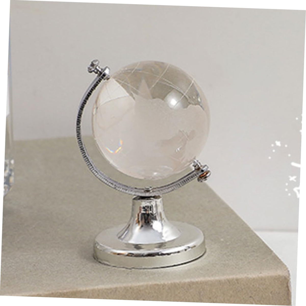 Globe Design Crystal Ball Solid and Long-lasting World Map Globe for Desk Table Top Decor by FELTECHELECTR – artificial crystal, Multi, Model XDRZM48H18DYZ4309I