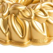 Laurel Wreath Bundt by Nordic Ware – 10-Cup, 10.0 cups, Aluminum, Gold, Model 98077