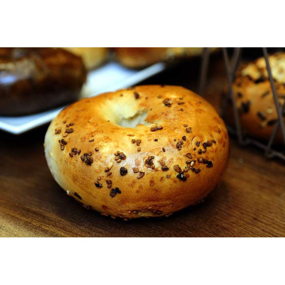 Davidovich Garlic Bagel by Davidovich Bagels – 5.25 oz"
