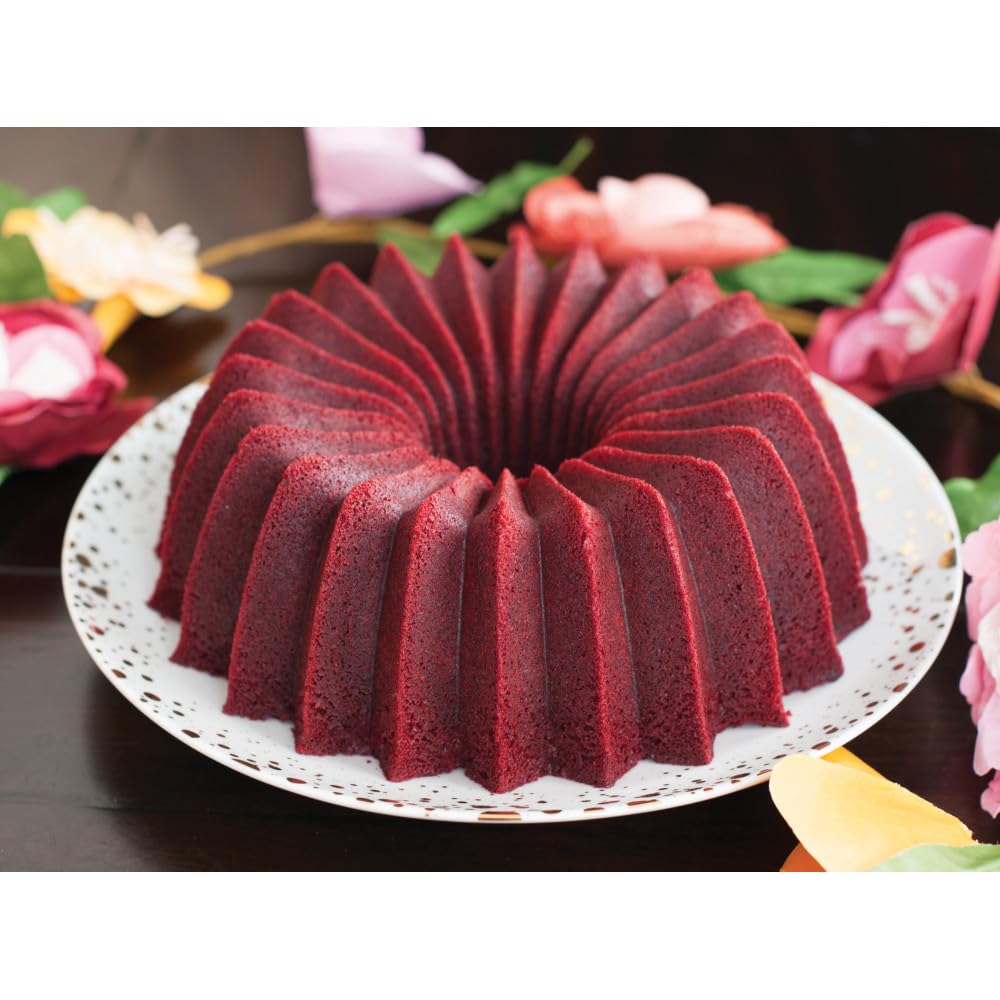 Nordic Ware Bundt, 10-Cup / Bundt Pan / Gold Bundt Pans